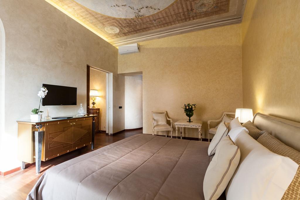 Prestigious Apartment Piazza Navona Rome Exterior photo